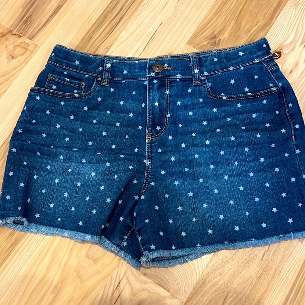 Oshkosh blue Jean shorts with stars. NWT